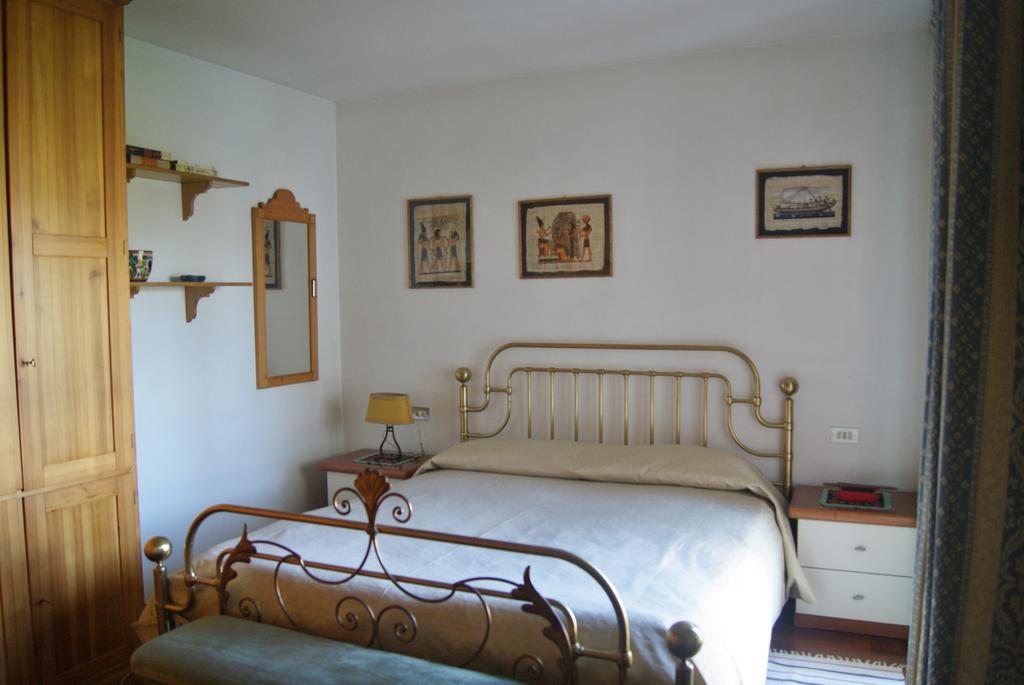 Villa Elena Manerba del Garda Δωμάτιο φωτογραφία